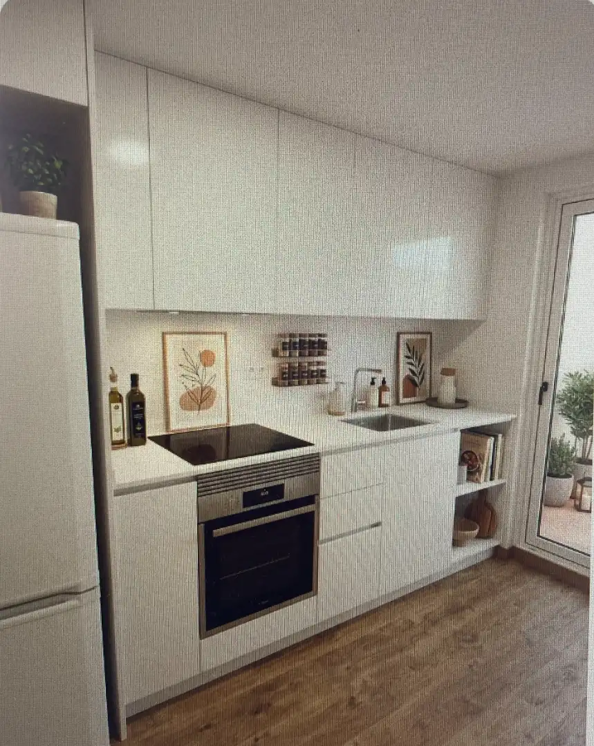 Cocina de Piso en venta en Sant Boi de Llobregat con Parquet, Horno y Balcón