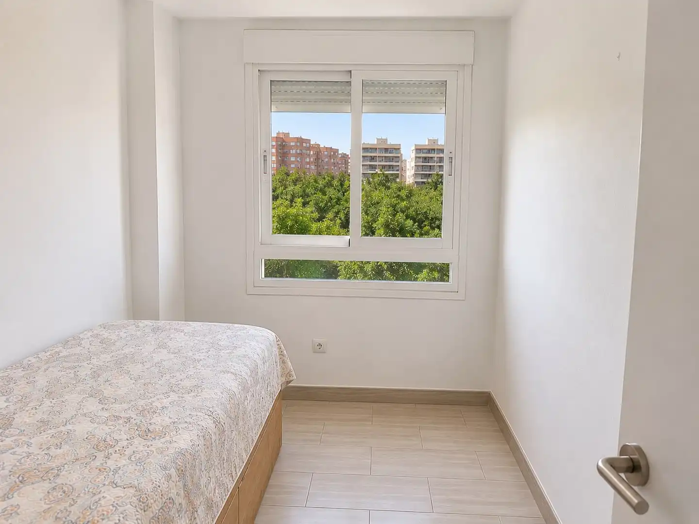 Habitación de Piso en venta en Móstoles con Aire acondicionado, Calefacción y Amueblado