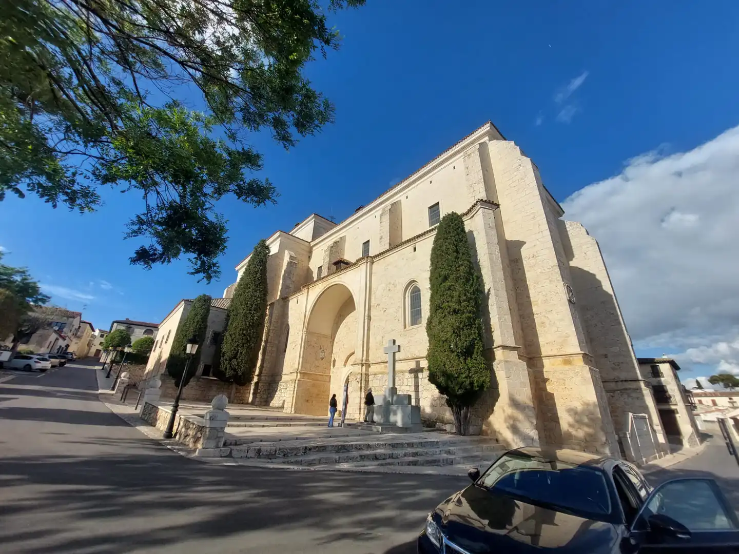Vista exterior de Casa adosada en venda en Chinchón amb Aire condicionat, Calefacció i Jardí privat