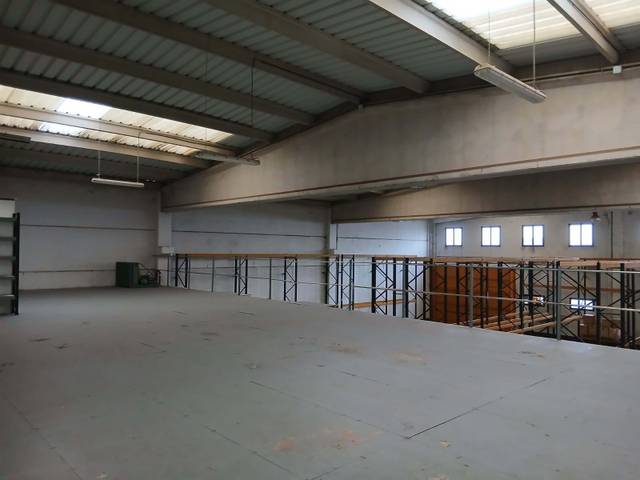 Nave industrial en Venta en Zorrolleta en Zona rural suroeste