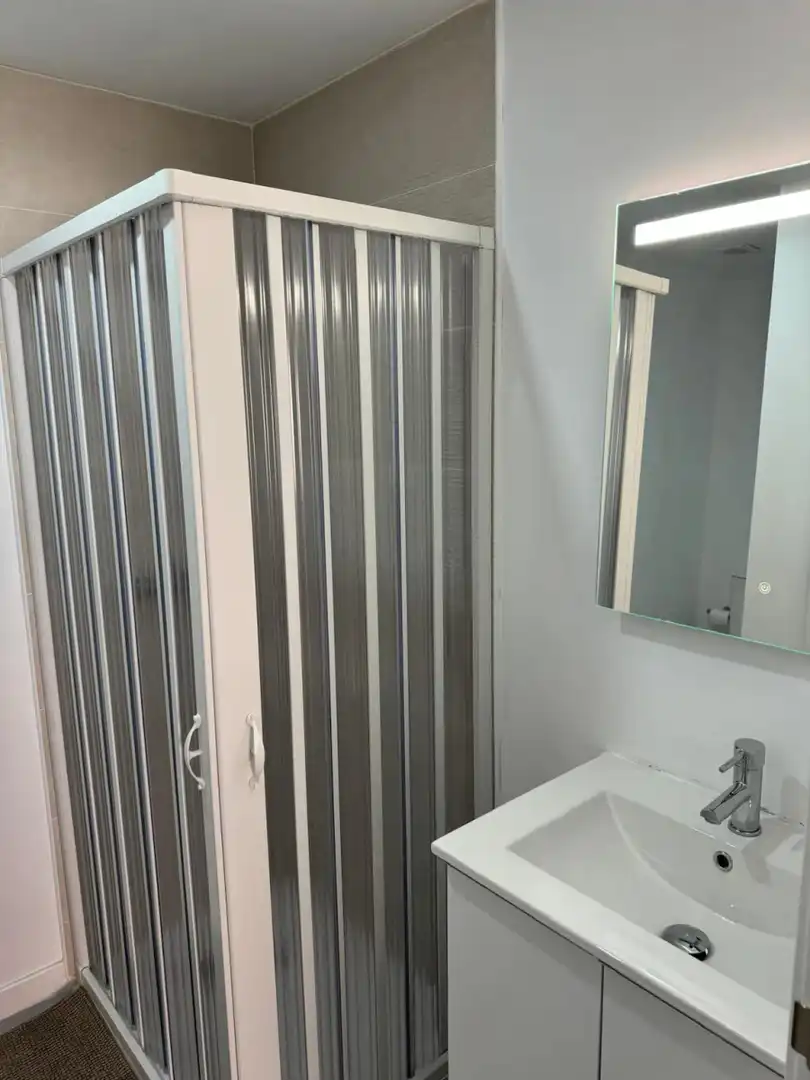 Baño de Piso para compartir en Alfafar, Valencia