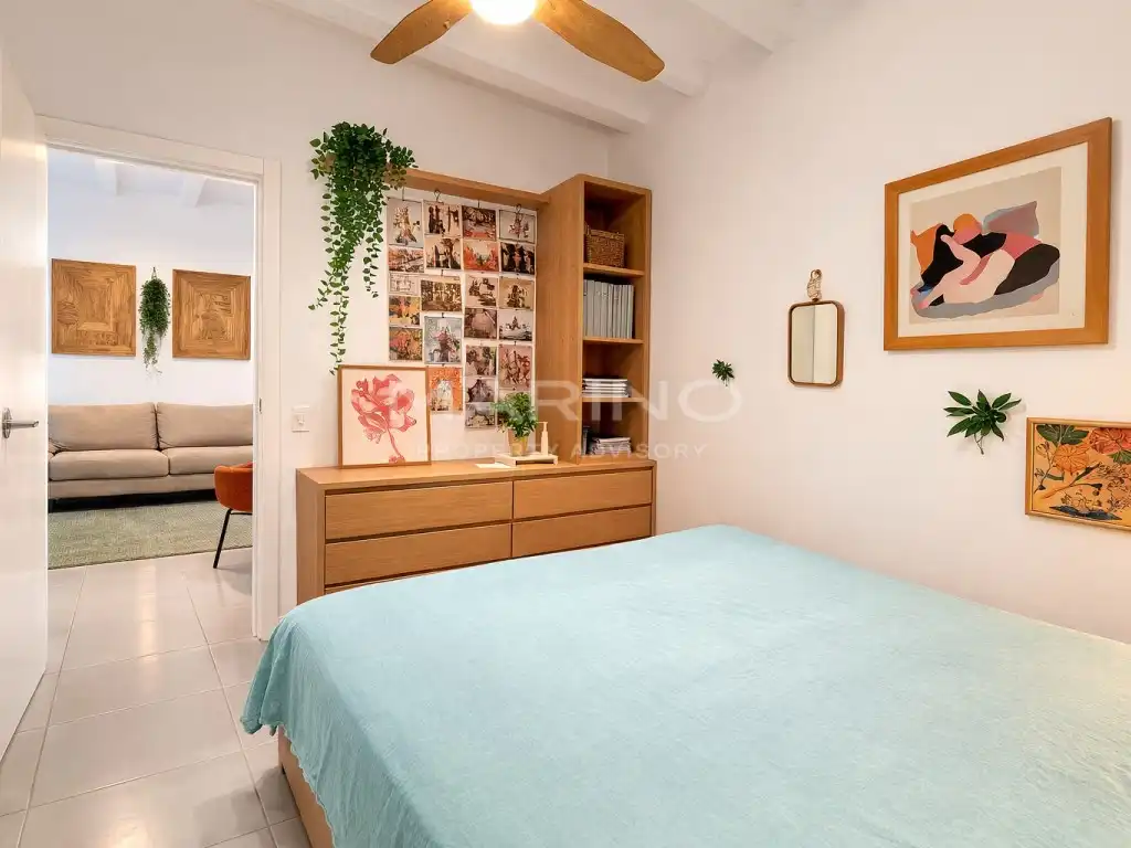 Habitación de Piso en venta en Barcelona con Aire acondicionado, Terraza y Balcón