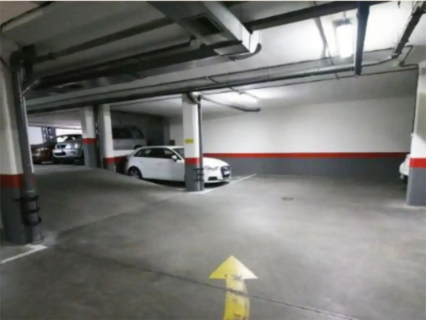 Parking of Garage for rent in Madrid