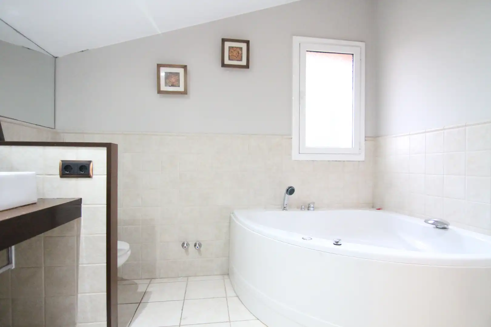 Bathroom of Houses for sale in Collbató  with Air Conditioner, Heating and Private garden