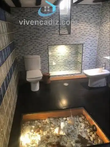 Baño de Loft en venta en Cádiz con Trastero y Balcón