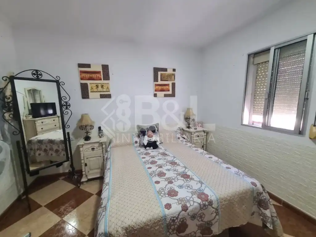 Houses for sale in Nuevo Parque - Los Rosales - Tráfico Pesado