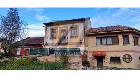 Foto 2 de Casa o xalet en venda a Calle Olivares, Olivares, Asturias