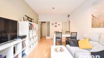 Living room of Flat for sale in Terrassa  with Air Conditioner, Heating and Terrace