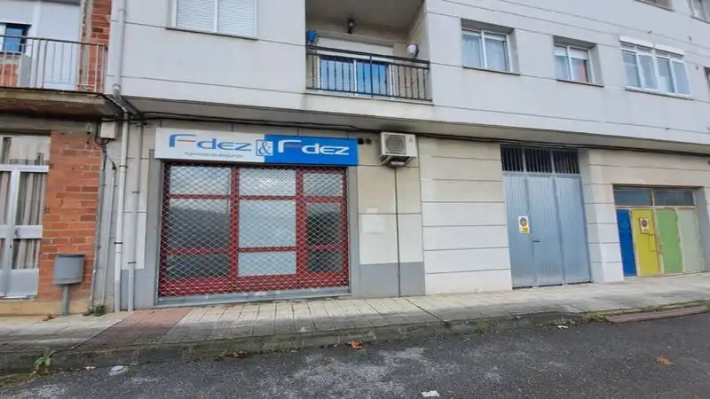 Geschaftsraum zum Verkauf in Av. Galicia, Bóveda