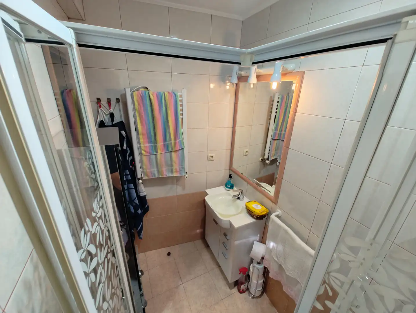 Baño de Piso en venta en Leganés con Calefacción, Terraza y Amueblado
