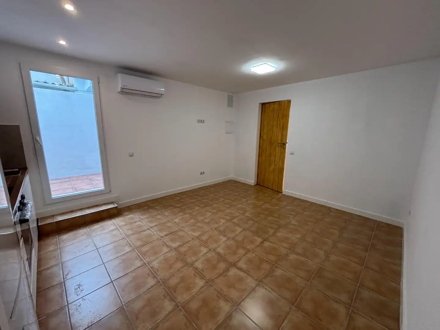 Local comercial en venda a Avenida Avinguda del Mossèn Alcover, imagen 11
