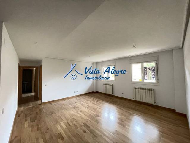 Apartamento en Venta en Calle Cenicero en Haro