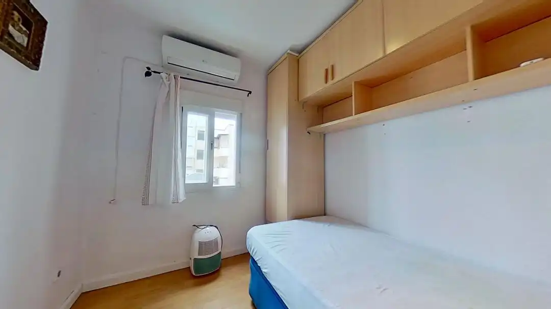 Habitación de Piso en venta en Madrid con Aire acondicionado y Calefacción