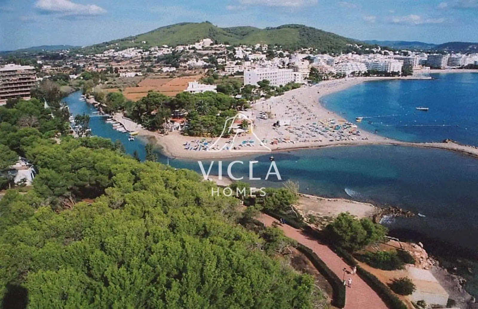 Vista exterior de Casa o chalet de alquiler en Santa Eulària des Riu con Aire acondicionado, Calefacción y Jardín privado