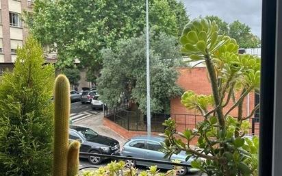 Vista exterior de Pis en venda en  Logroño amb Traster