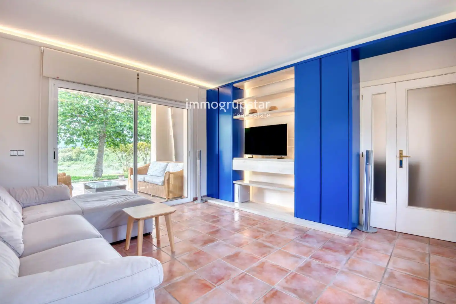 Sala de estar de Casa o chalet en venta en Santa Cristina d'Aro con Calefacción, Terraza y Piscina