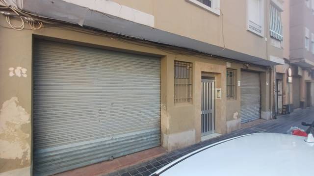 Local comercial en Venta en Valencia - CL FRANCISCO BALDOMA en El Cabanyal - El Canyamelar