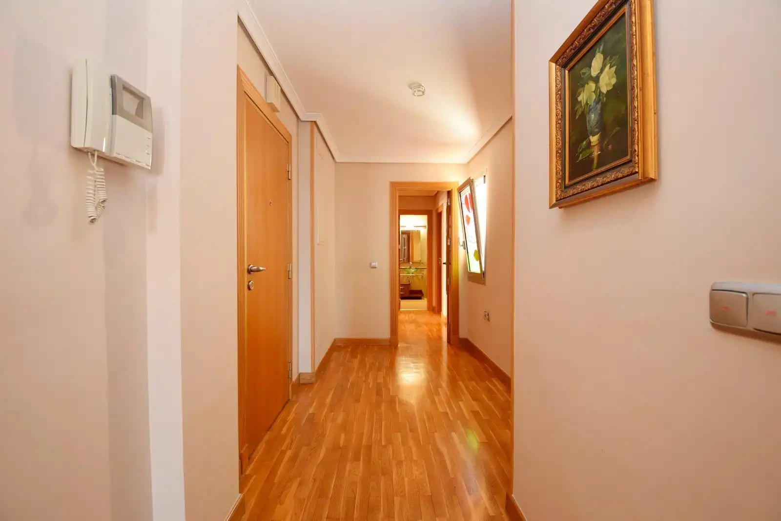 Wohnung zum Verkauf in El Ejido mit Klimaanlage, Heizung und Parkett
