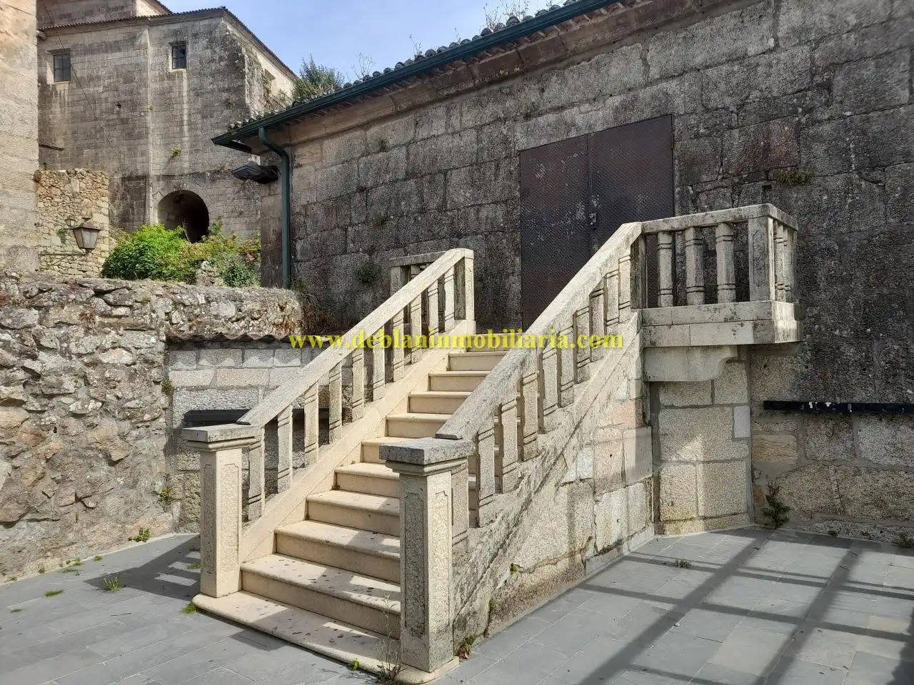 Vista exterior de Casa o chalet en venta en Tui con Terraza