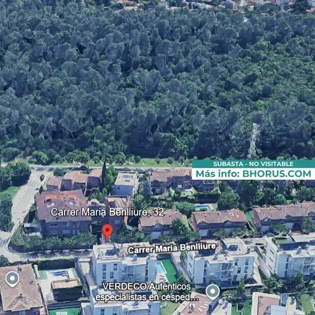 Vista exterior de Dúplex en venda en Sant Cugat del Vallès amb Jardí privat i Piscina