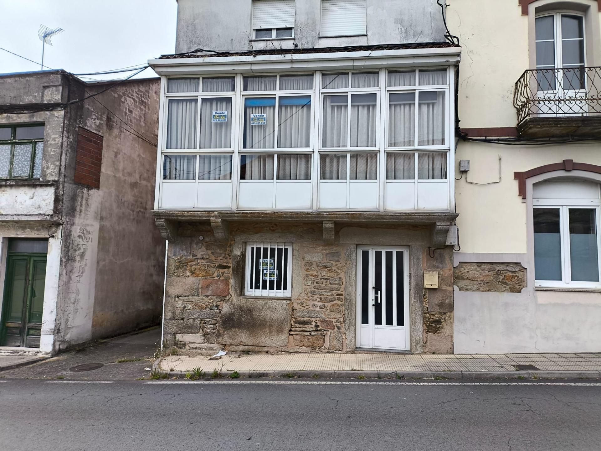 Exterior view of House or chalet for sale in Malpica de Bergantiños  with Private garden