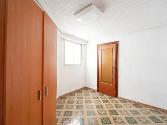 Bedroom of Flat for sale in Valencia  with Balcony