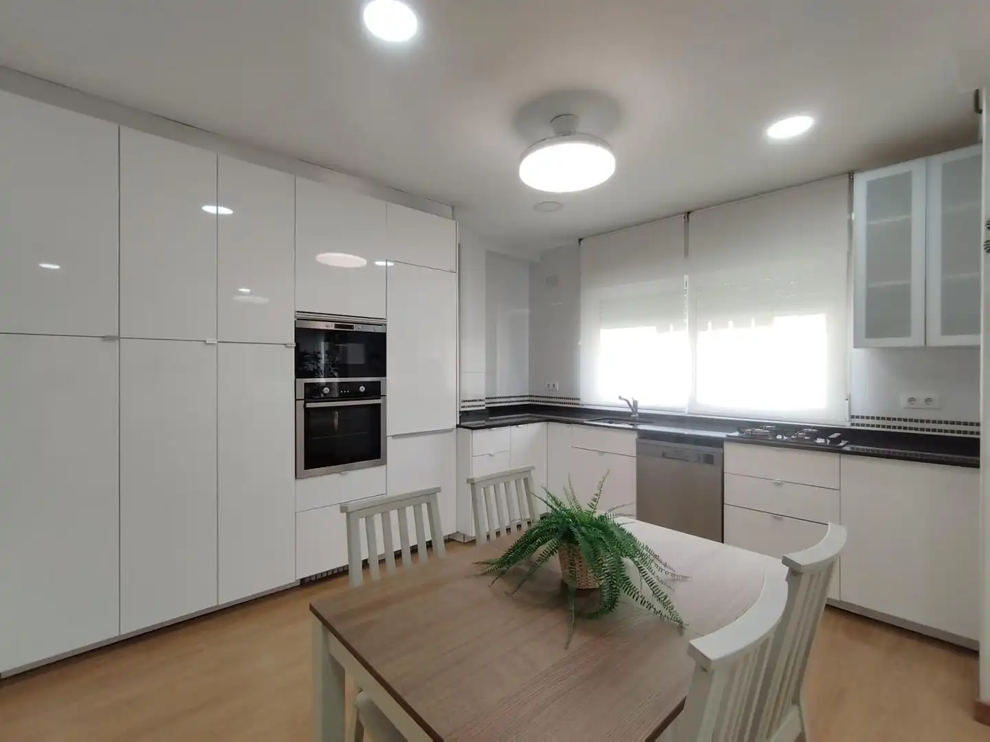 Cocina de Piso de alquiler en Murcia con Aire acondicionado, Calefacción y Amueblado