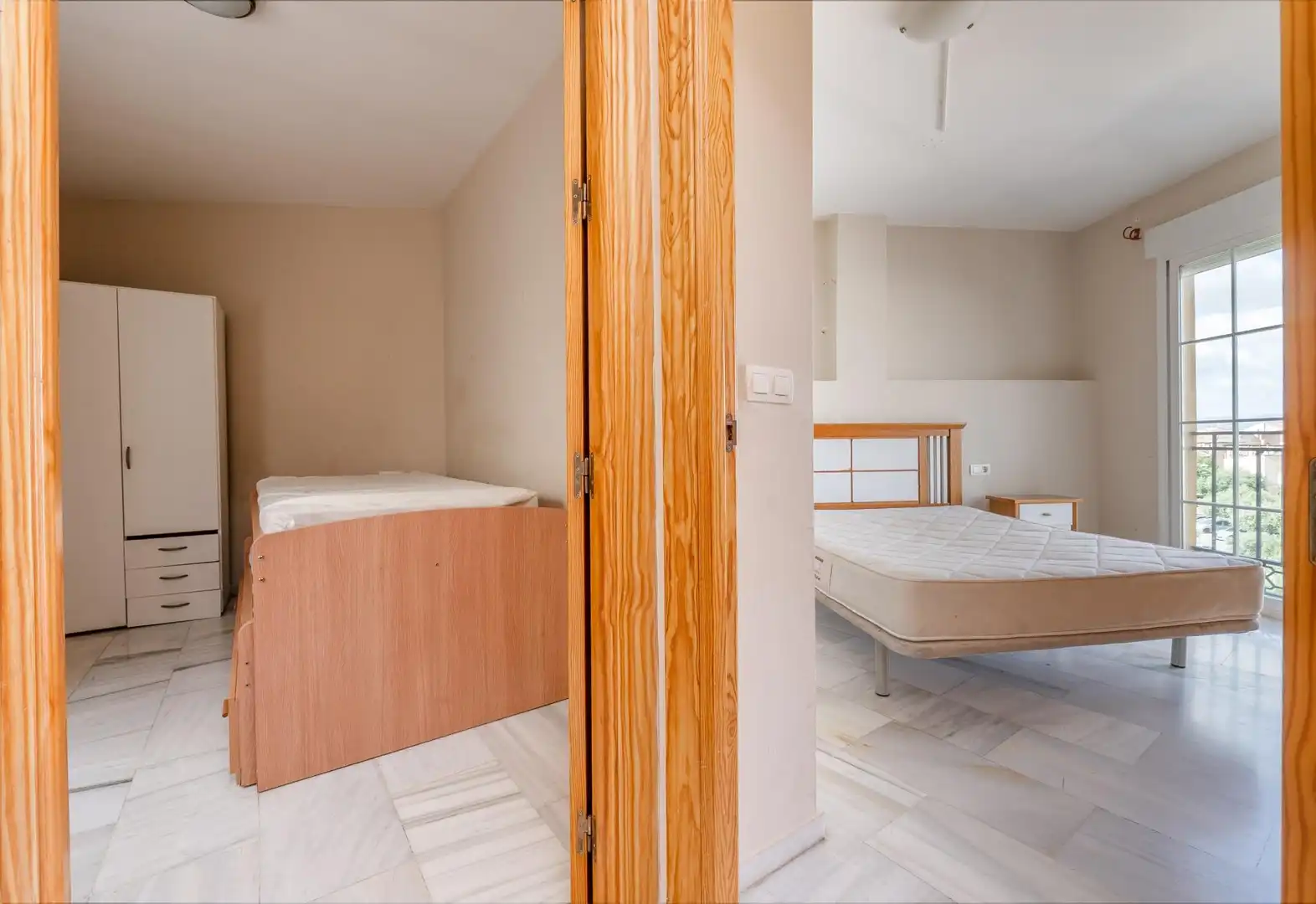 Habitación de Piso en venta en Gójar con Terraza, Trastero y Balcón