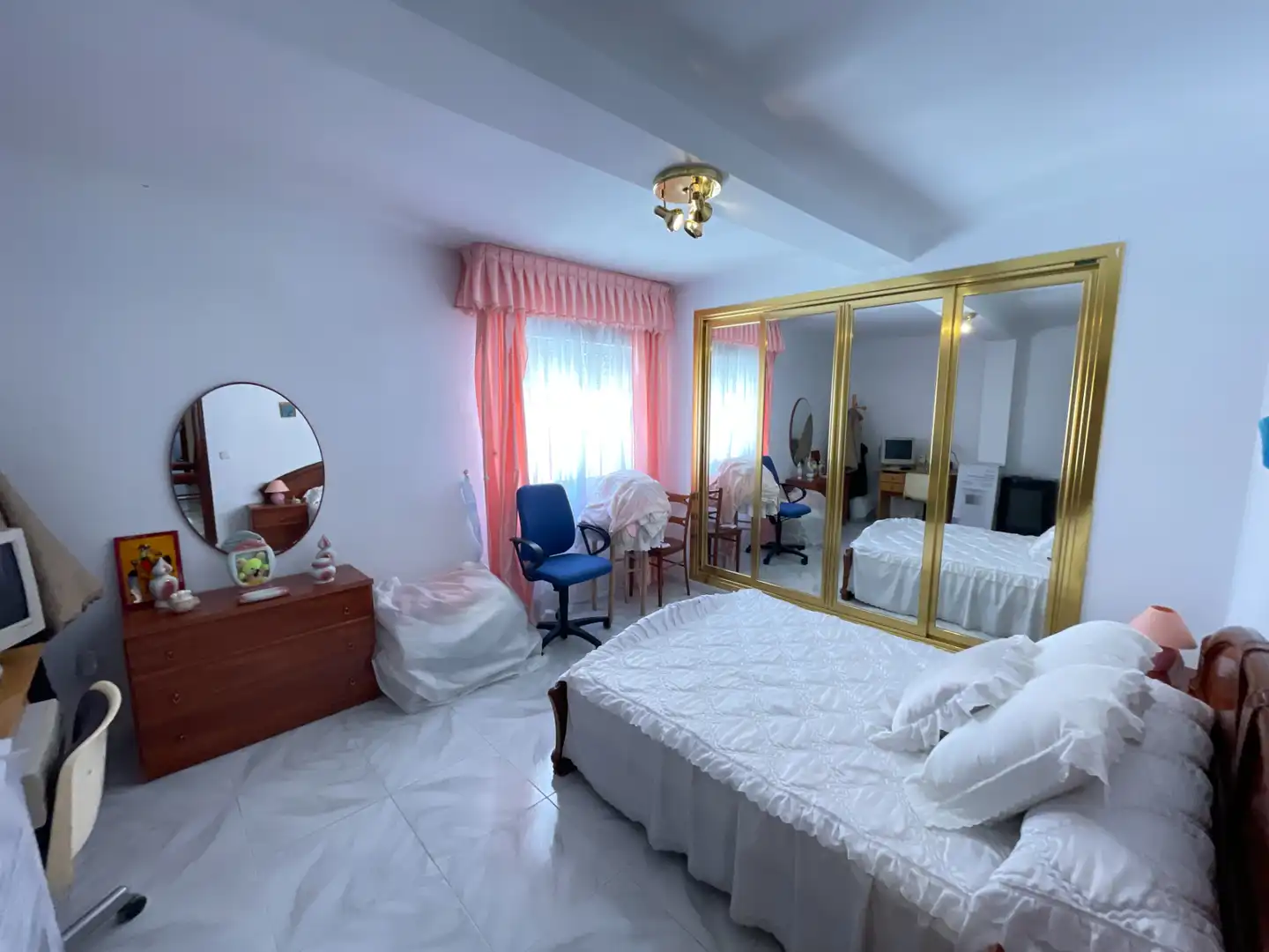 Habitación de Casa o chalet en venta en Alcobendas con Calefacción, Terraza y Trastero