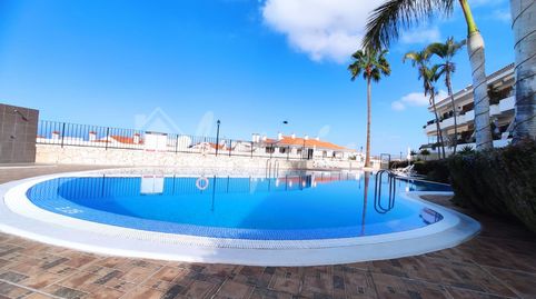 Foto 2 de Apartamento en venta en Playa Fañabé Alto, Adeje
