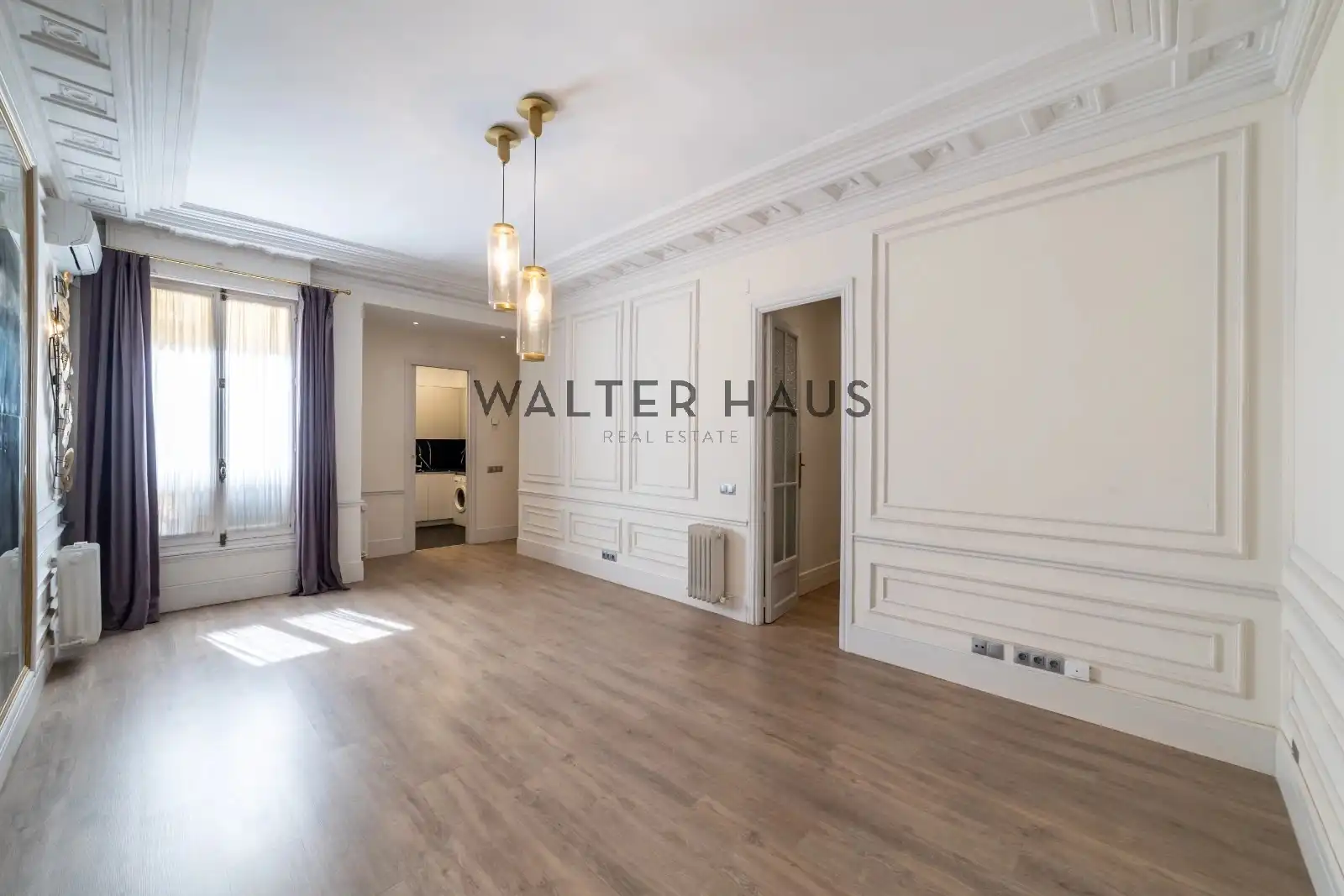 Exterior view of Flat for sale in Madrid  with Air Conditioner, Heating and Oven