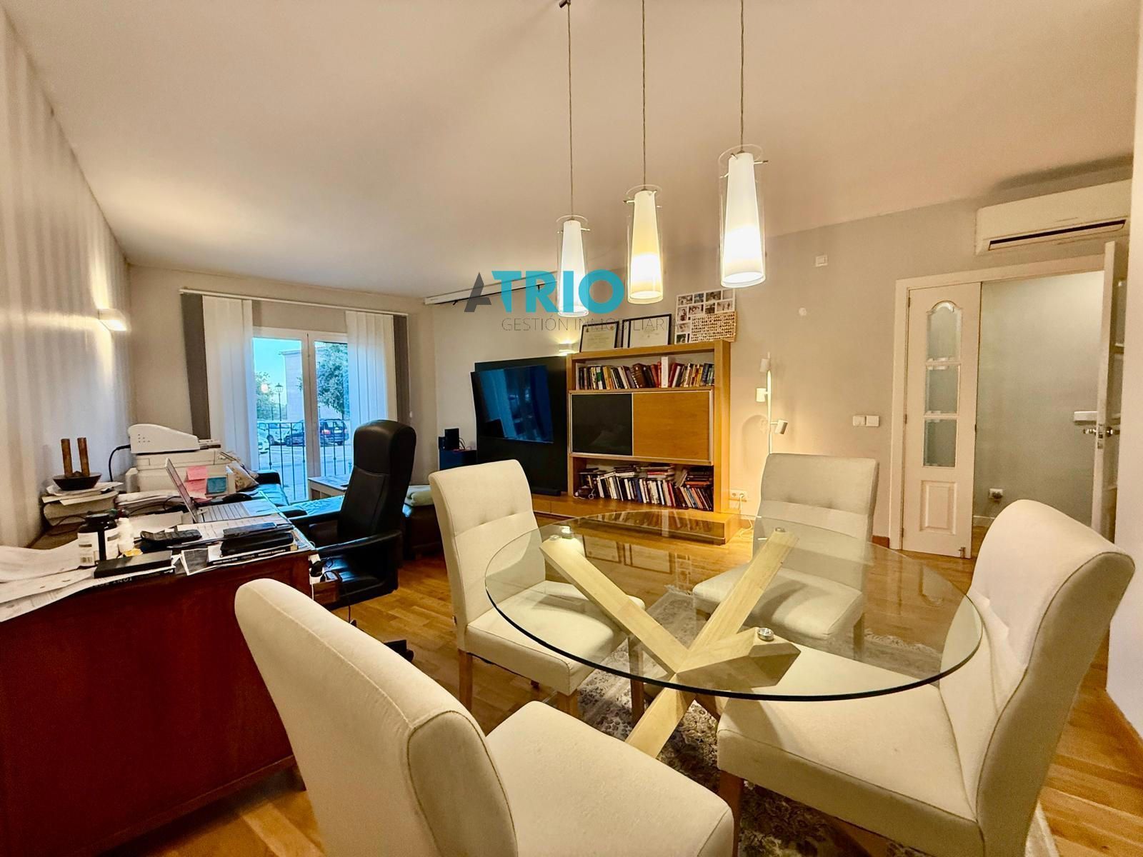 Pis en venda a Consell