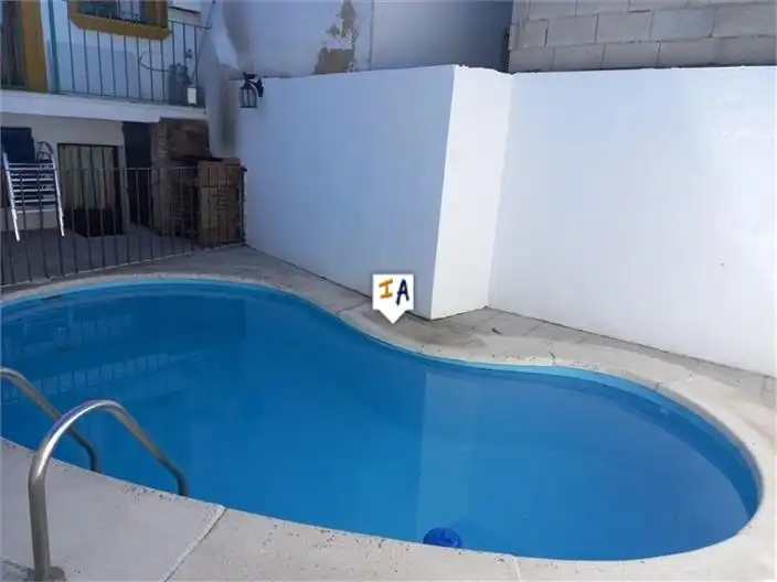 Piscina de Casa adosada en venta en Priego de Córdoba con Aire acondicionado, Terraza y Piscina