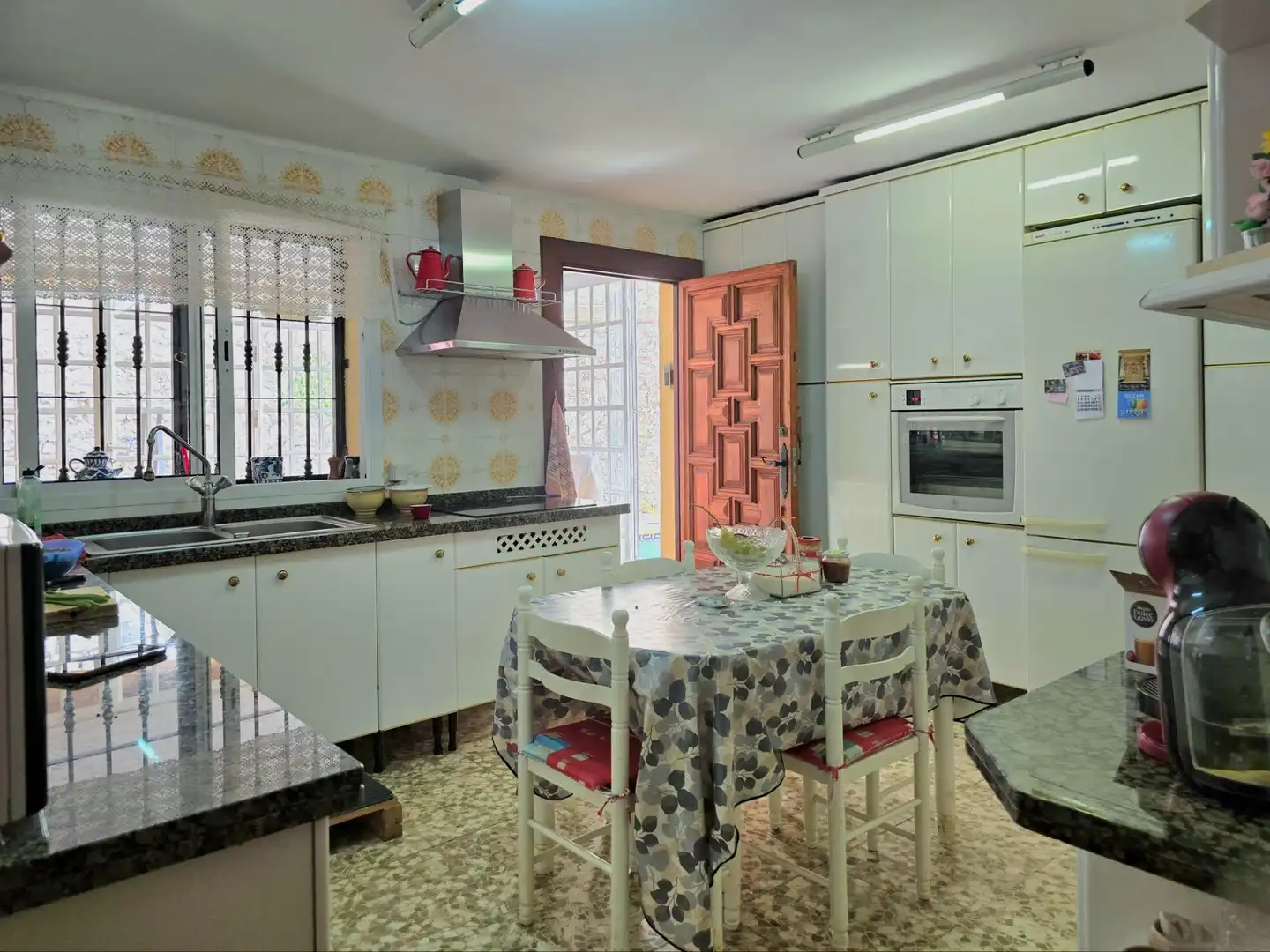 Kitchen of Houses for sale in Málaga