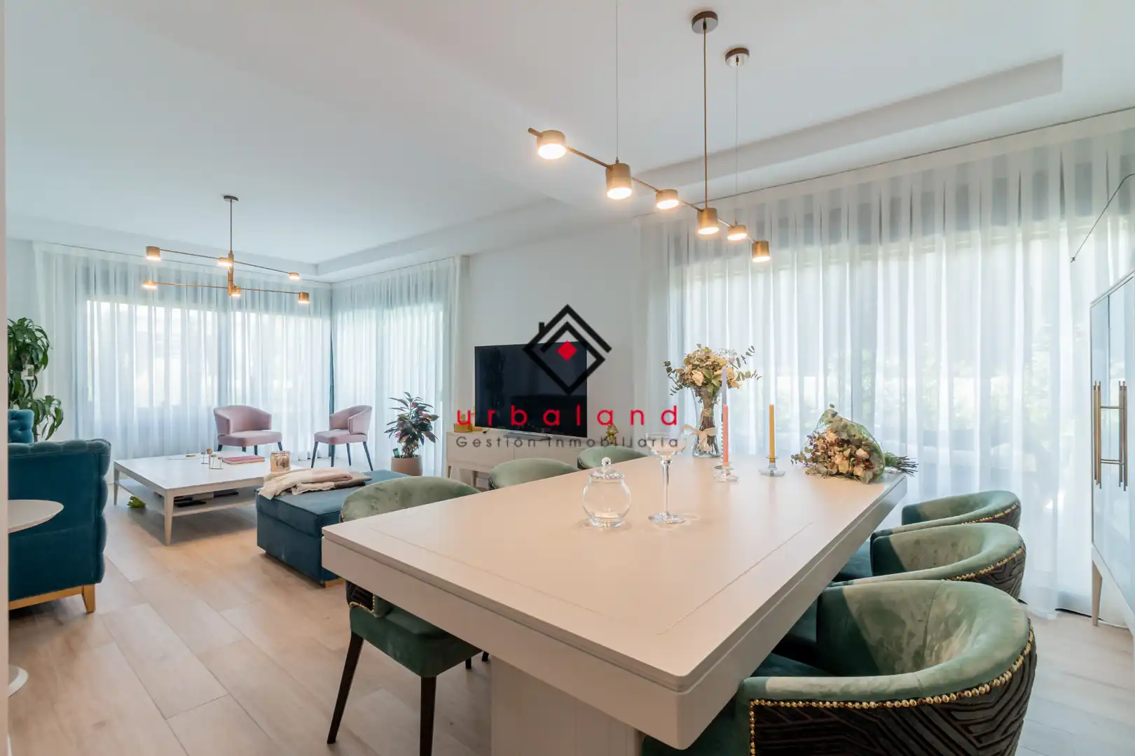 Semi-detached house with pool for sale in Calle de Cosme Damián Churruca, imagen 10