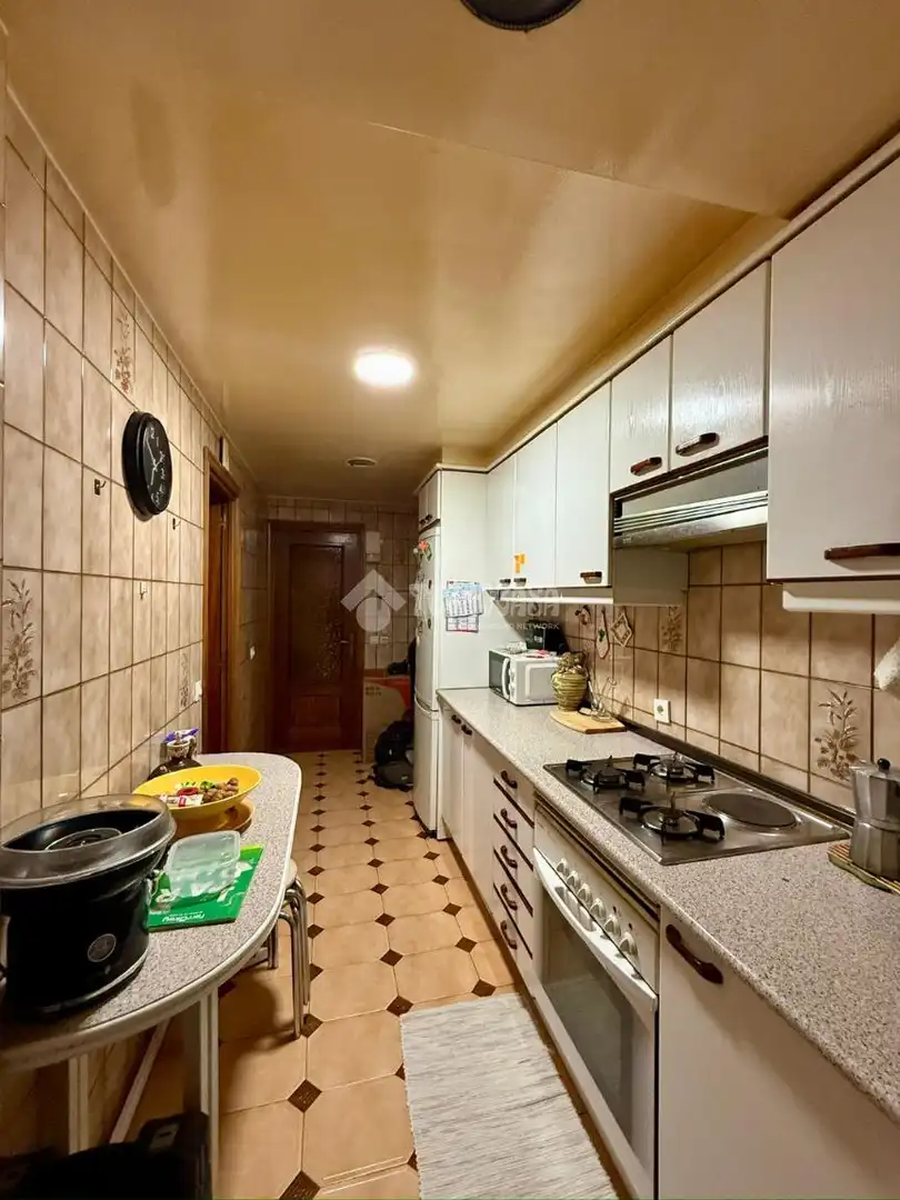 Kitchen of Flat for sale in Madrid  with Heating, Parquet flooring and Terrace