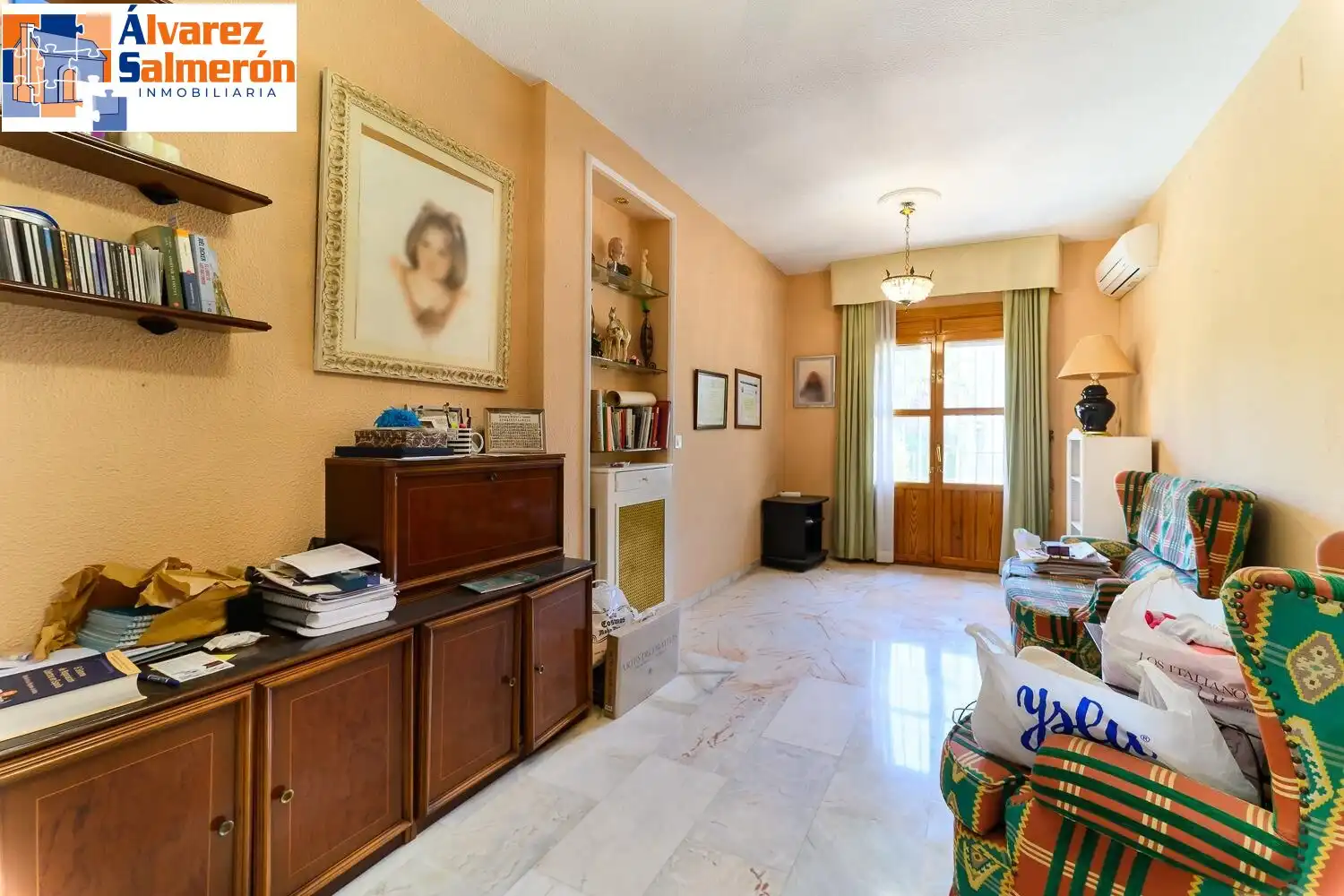 Sala de estar de Casa o chalet en venta en Albolote con Piscina