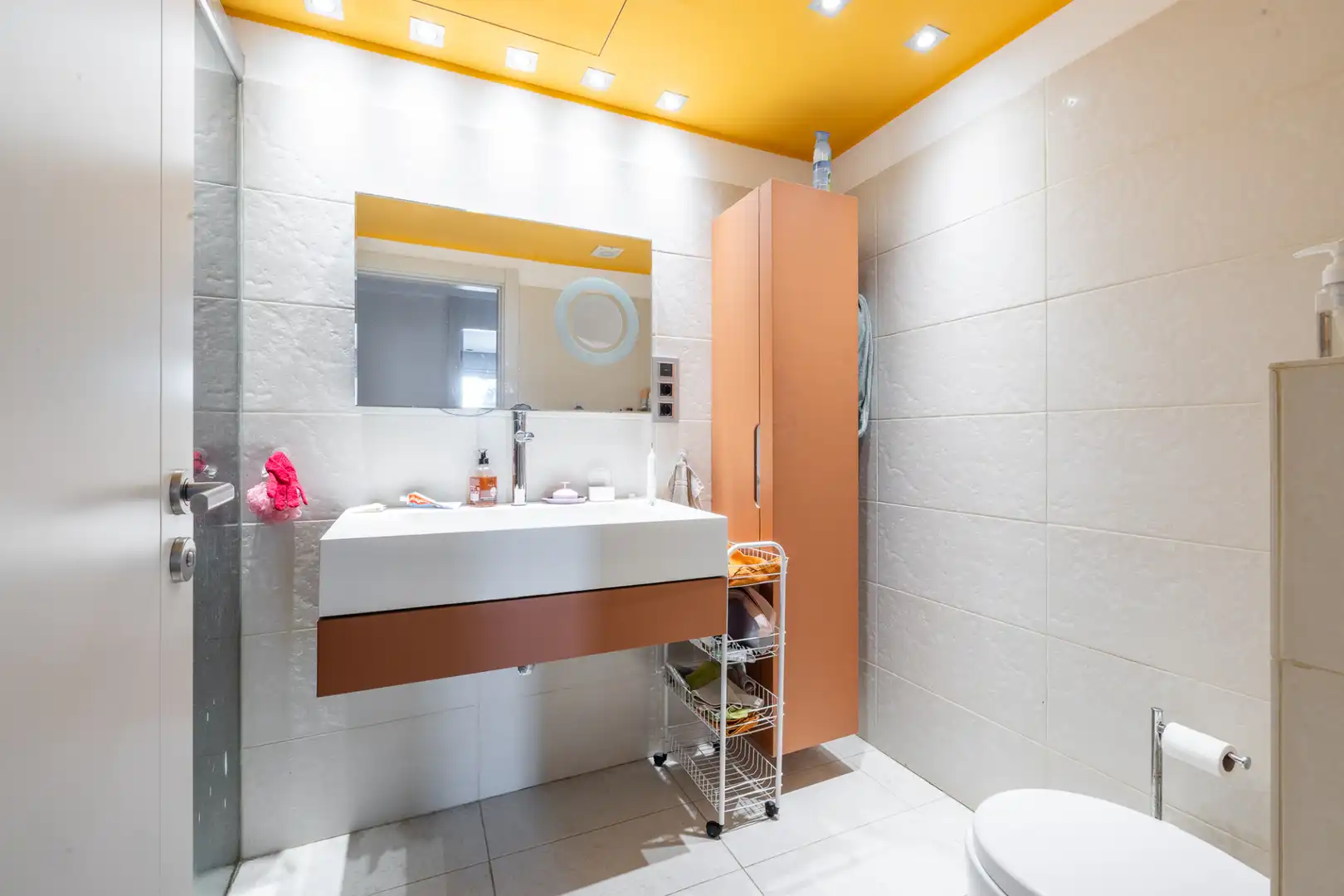 Bathroom of Houses for sale in Cerdanyola del Vallès  with Furnished
