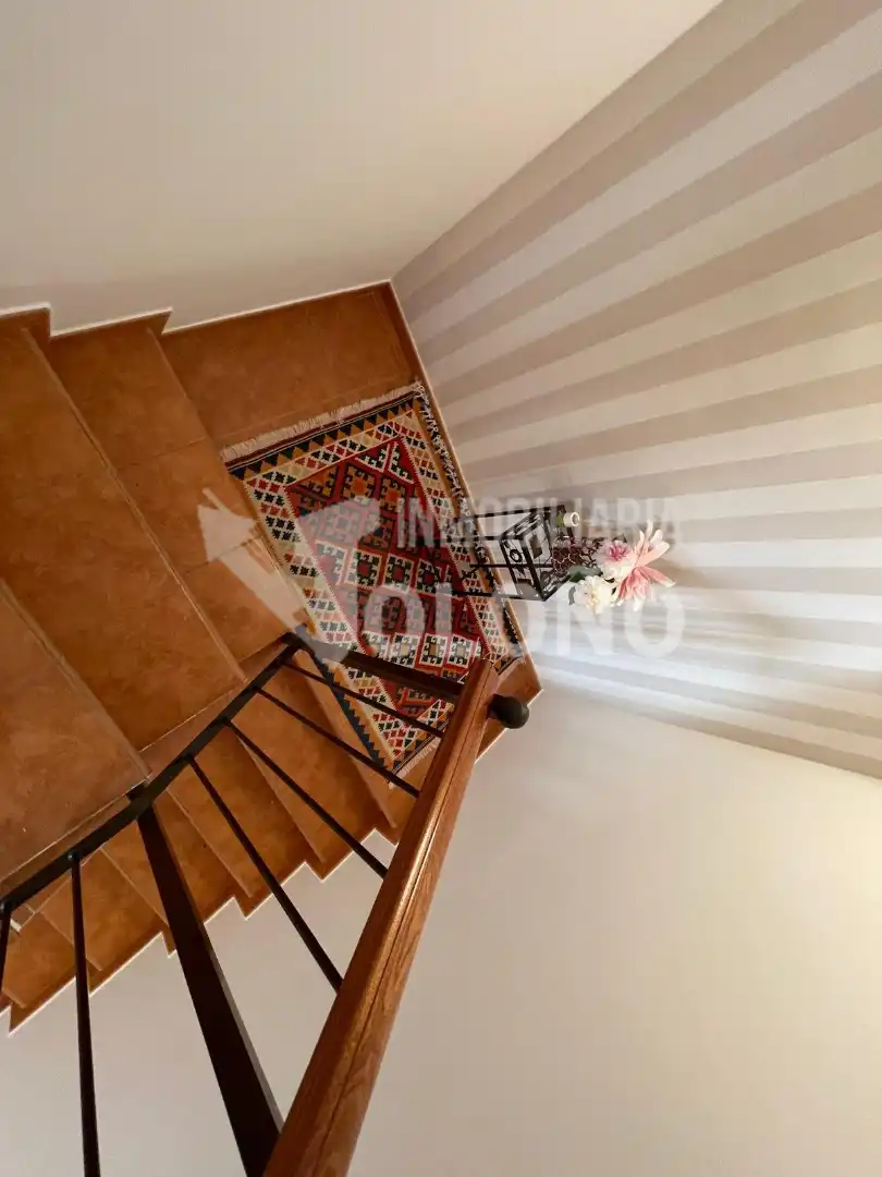 Casa o chalet en venta en Anguciana con Calefacción, Jardín privado y Parquet