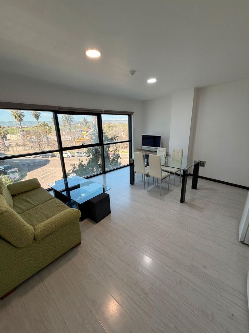 Sala de estar de Piso de alquiler en  Córdoba Capital con Aire acondicionado, Calefacción y Trastero