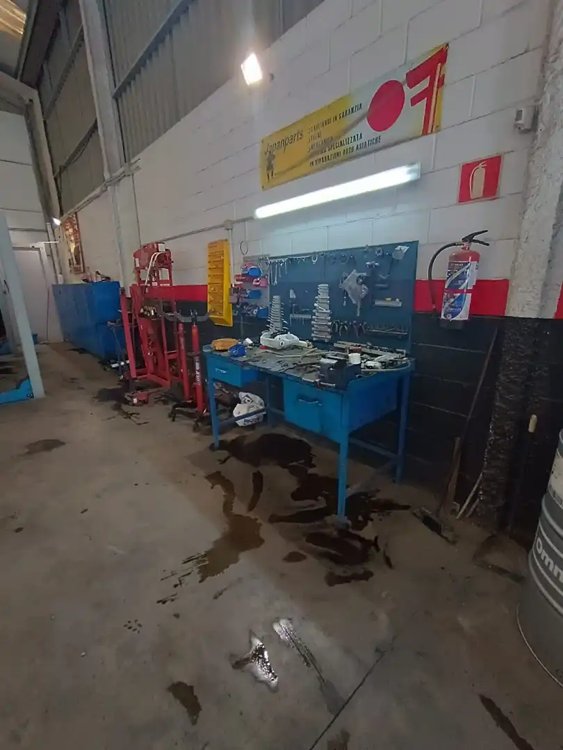 Nave industrial en venta en Villanueva del Ariscal