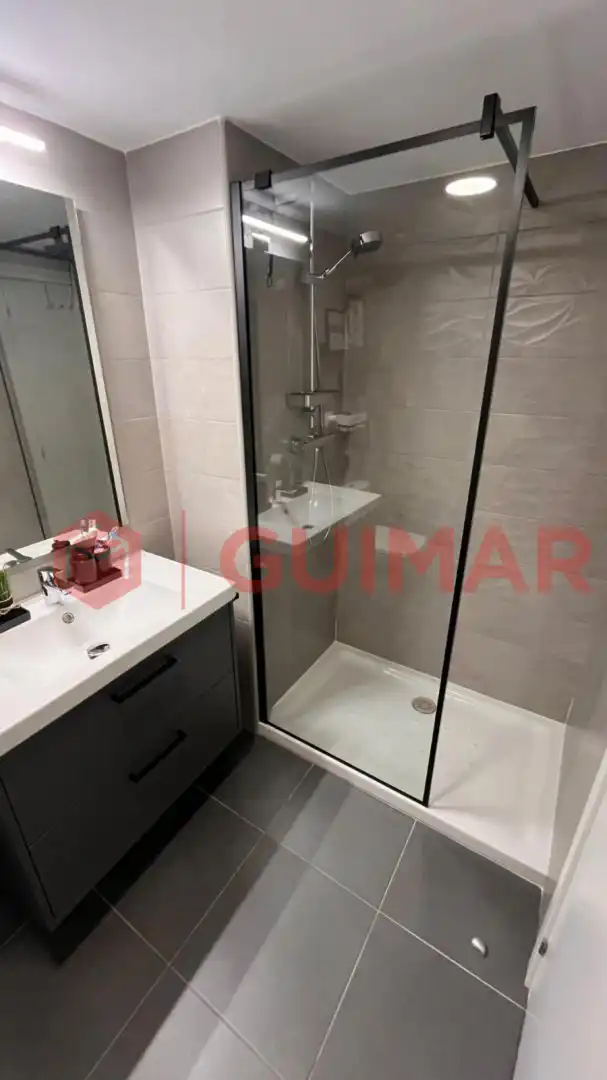 Bathroom of Flat for sale in Sant Just Desvern  with Air Conditioner, Heating and Private garden