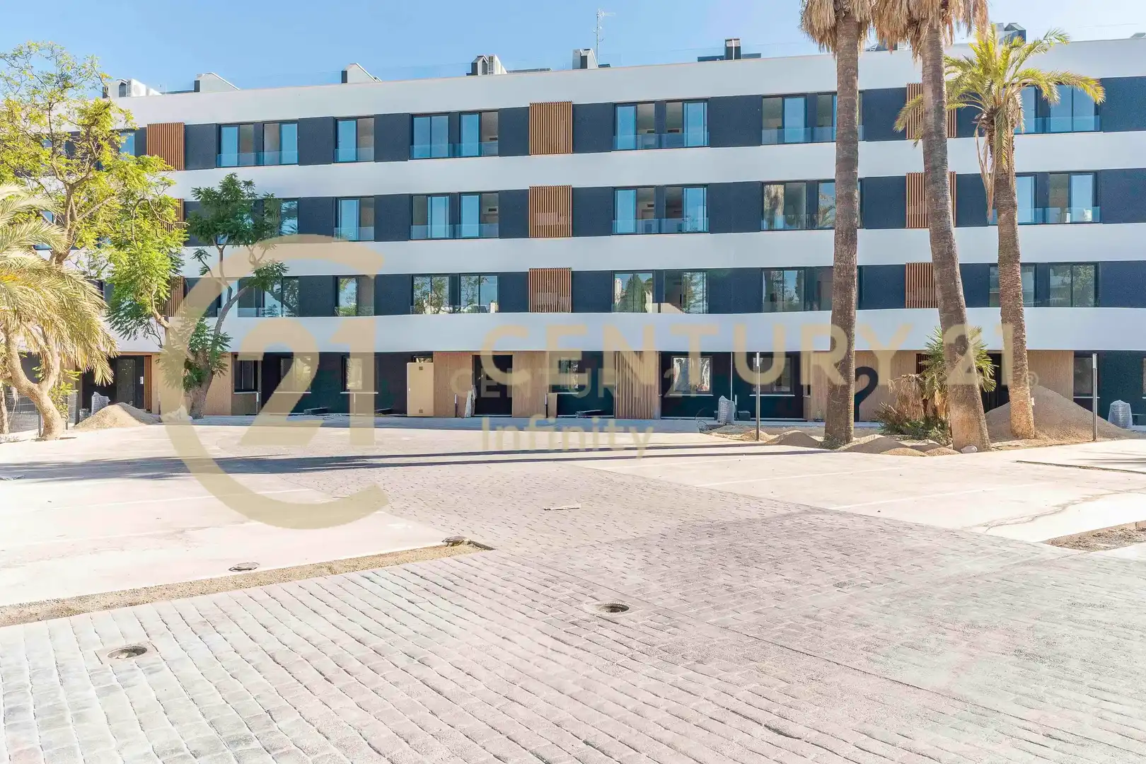 Vista exterior de Apartamento en venta en Torremolinos con Aire acondicionado, Jardín privado y Trastero
