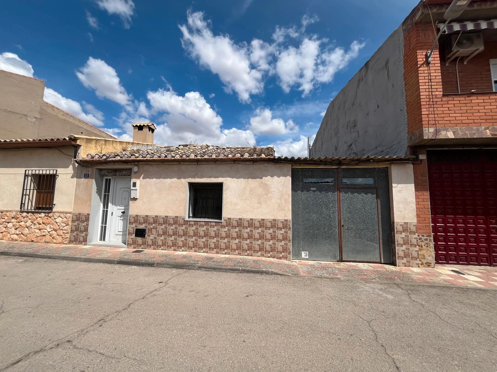 Vista exterior de Casa o xalet en venda en Arenas de San Juan 