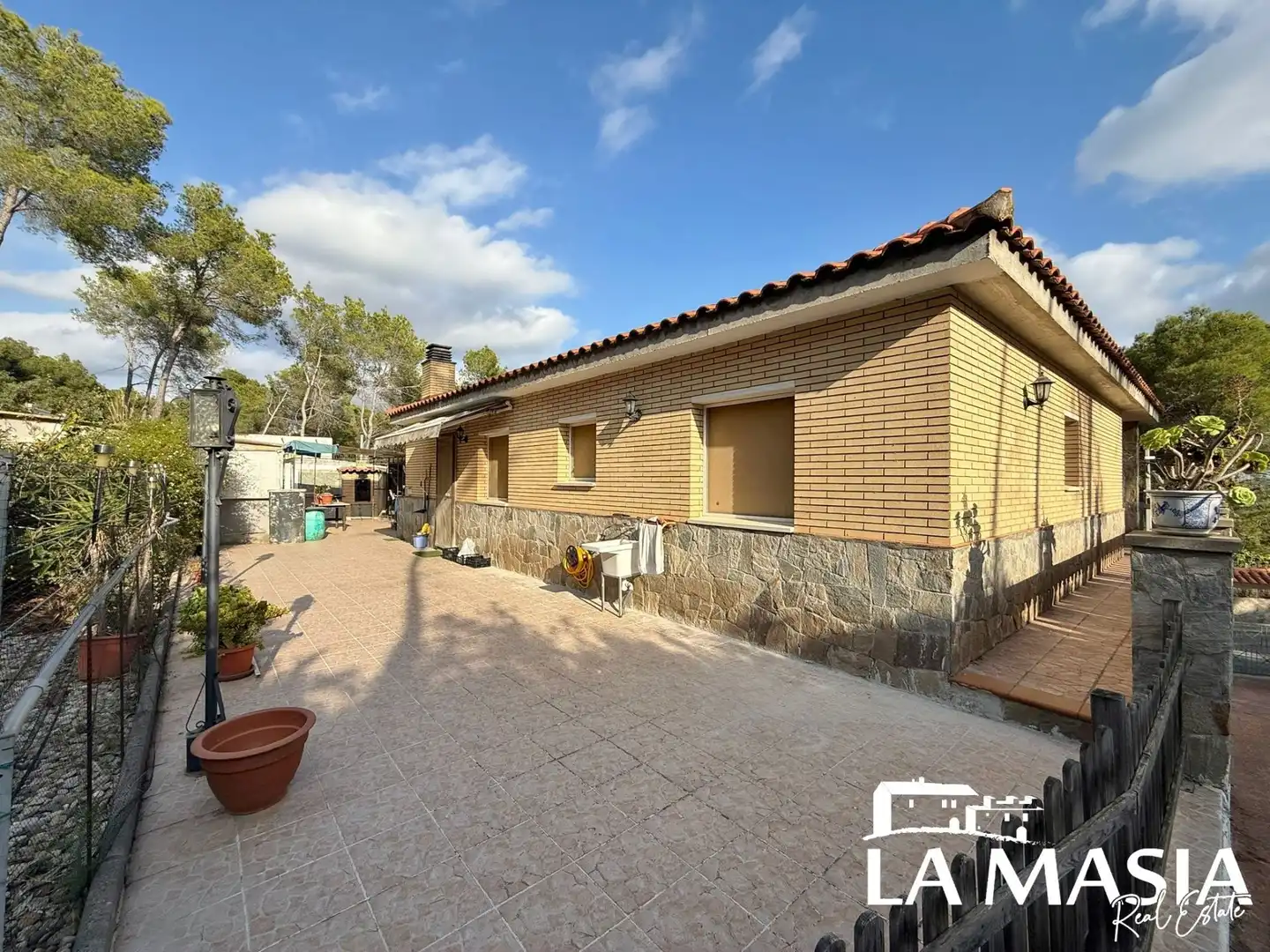 Casa con jardín en venta en Olivella, imagen 2