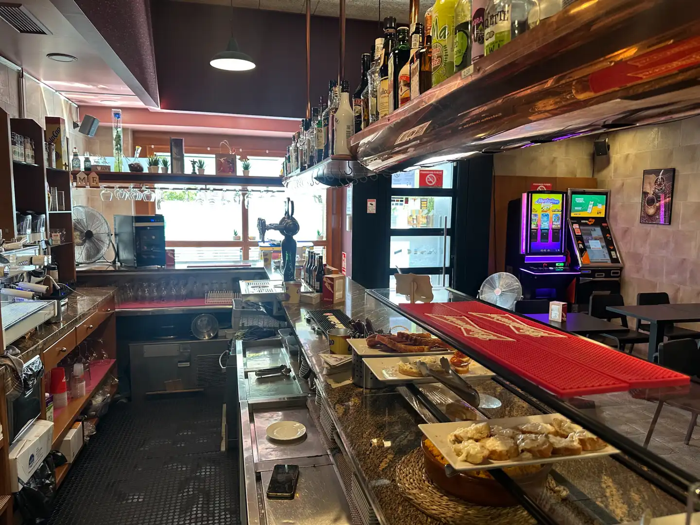 Local comercial en traspàs a Calle Raimundo Lanas