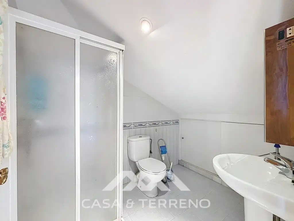 Bany de Casa adosada en venda en Vélez-Málaga amb Aire condicionat, Piscina i Microones