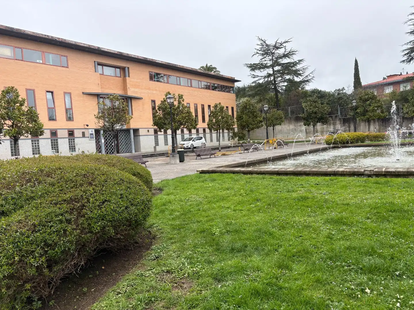 Außenansicht von Geschaftsraum zur Miete in Oviedo  mit Möbliert