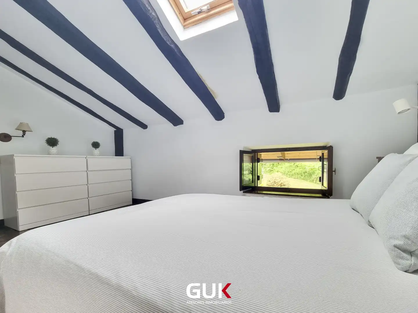 Dormitori de Casa o xalet en venda en Igantzi amb Calefacció, Jardí privat i Terrassa