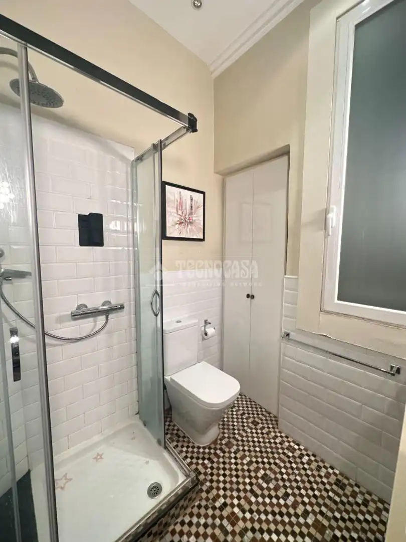Baño de Piso de alquiler en Madrid